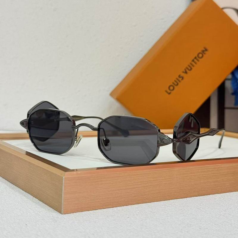 Louis Vuitton Sunglasses ID:20260319-206